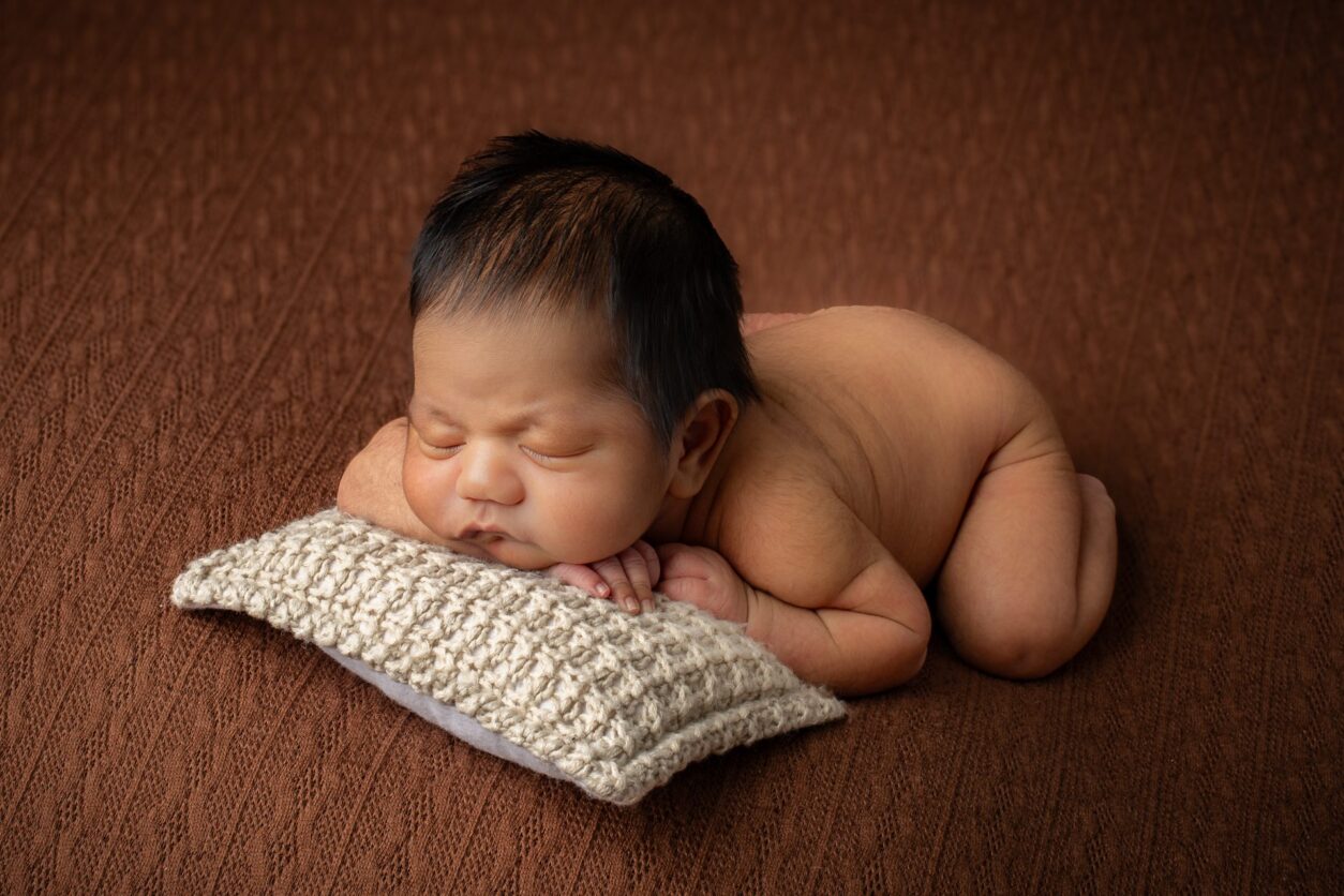 Need newborn on tummy on beanbag portrait
